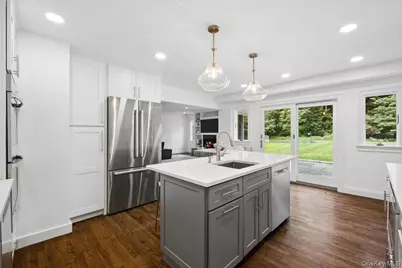 159 Wykagyl Terrace, New Rochelle, NY 10804 - Photo 5
