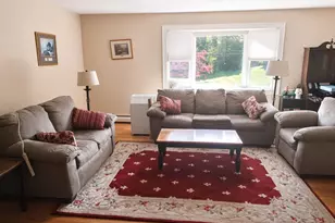 56 Mandalay Dr, Poughkeepsie, NY 12603 - Photo 7