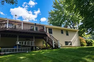 56 Mandalay Dr, Poughkeepsie, NY 12603 - Photo 3