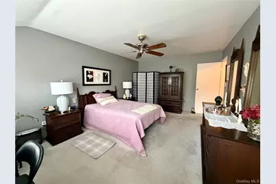 26 Whalers Cove, Babylon, NY 11702 - Photo 17