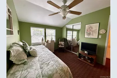 26 Whalers Cove, Babylon, NY 11702 - Photo 15