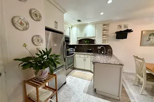 26 Whalers Cove, Babylon, NY 11702 - Photo 5