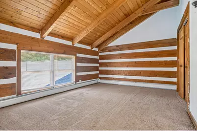 498 Rossway Road, Pleasant Valley, NY 12569 - Photo 25