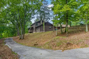 498 Rossway Rd, Pleasant Valley, NY 12569 - Photo 3