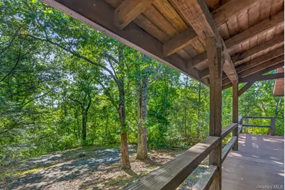 498 Rossway Road, Pleasant Valley, NY 12569 - Photo 5