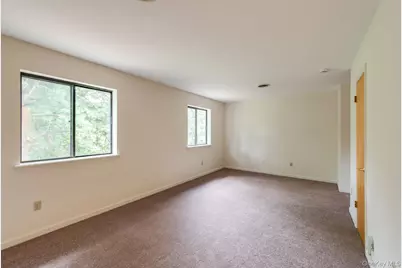 7 Topaz Run, Poughkeepsie, NY 12603 - Photo 21