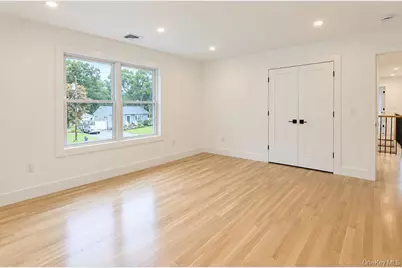 218 W Tyler Avenue, Miller Place, NY 11764 - Photo 29