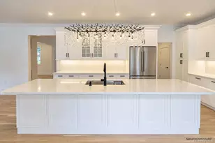 218 W Tyler Ave, Miller Place, NY 11764 - Photo 9