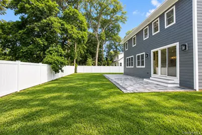 218 W Tyler Avenue, Miller Place, NY 11764 - Photo 41