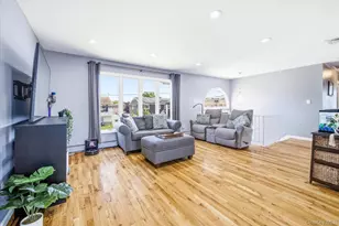 3784 Carrel Blvd, Oceanside, NY 11572 - Photo 9