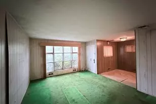 1209 Udall Rd, Bay Shore, NY 11706 - Photo 15