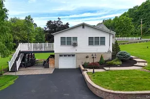 423 Rock Cut Rd, Walden, NY 12586 - Photo 3