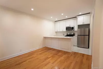 83-52 Talbot Street #3E, Kew Gardens, NY 11415 - Photo 5