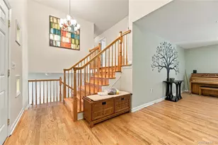 39 Clintonwood Dr, New Windsor, NY 12553 - Photo 3