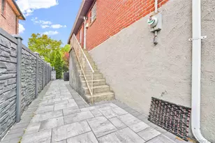 138-35 11th Ave, Whitestone, NY 11357 - Photo 33