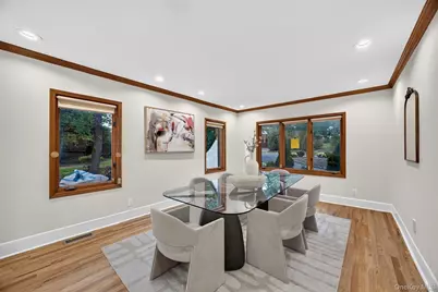 93 Myrtle Drive, Great Neck, NY 11021 - Photo 9