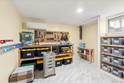 56 Forster Avenue, Mount Vernon, NY 10552 - Photo 9