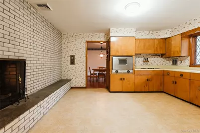 13 Edgewood Drive, New Paltz, NY 12561 - Photo 9