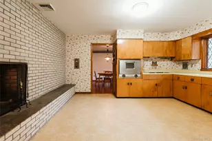 13 Edgewood Dr, New Paltz, NY 12561 - Photo 9