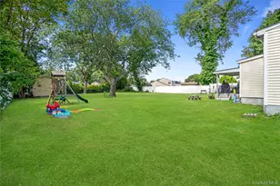 162 Carlls Path, Deer Park, NY 11729 - Photo 27