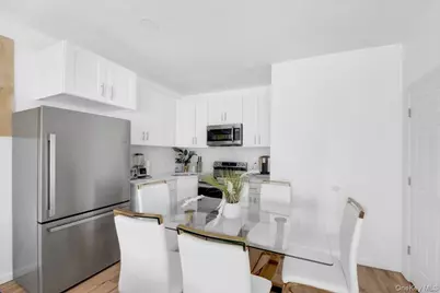 232 Jessamine Avenue, Yonkers, NY 10701 - Photo 33