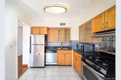 119-49 Union Turnpike #6C, Forest Hills, NY 11375 - Photo 1
