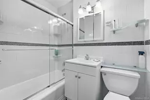 60 Knolls Crescent, Bronx, NY 10463 - Photo 15