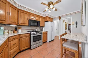 189-33 46th Ave, Flushing, NY 11358 - Photo 7