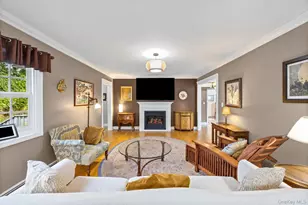 43 Astor Ave, Brookhaven, NY 11719 - Photo 7