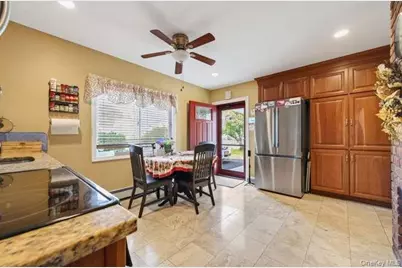 35 Hedge Lane, Westbury, NY 11590 - Photo 5