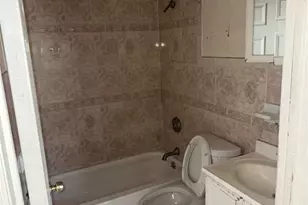 145-59 222nd St, Springfield Gardens, NY 11413 - Photo 9