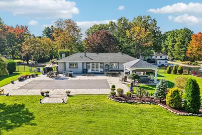 5 Corwin Court, Dix Hills, NY 11746 - Photo 43