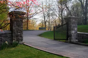 330 S Broadway, Tarrytown, NY 10591 - Photo 15