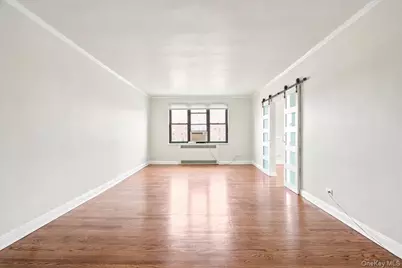 98-120 Queens Boulevard #5/D, Rego Park, NY 11374 - Photo 7