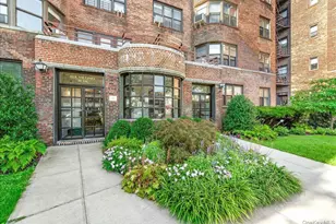 98-120 Queens Blvd, Rego Park, NY 11374 - Photo 31