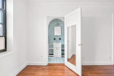 98-120 Queens Boulevard #5/D, Rego Park, NY 11374 - Photo 27