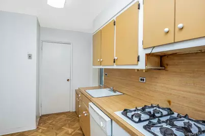 18-40 211th Street #4A, Bayside, NY 11360 - Photo 13