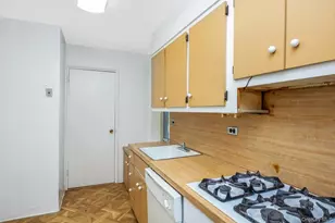 18-40 211th St, Bayside, NY 11360 - Photo 13
