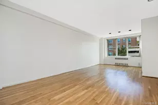 18-40 211th St, Bayside, NY 11360 - Photo 7