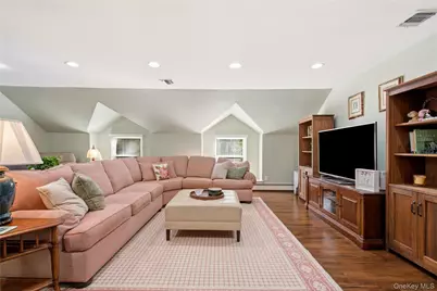 14 Sherwood Gate, Oyster Bay, NY 11771 - Photo 27