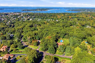 14 Sherwood Gate, Oyster Bay, NY 11771 - Photo 41