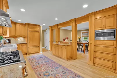 649 S Pascack Road, Spring Valley, NY 10977 - Photo 9