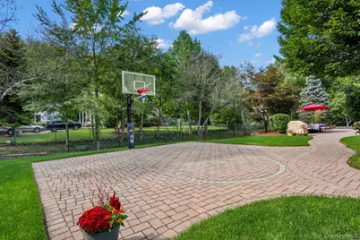 649 S Pascack Road, Spring Valley, NY 10977 - Photo 29