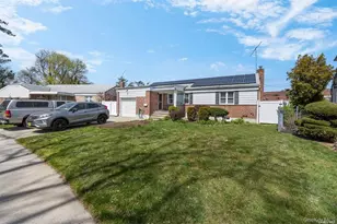 74 Caroline Ave, Elmont, NY 11003 - Photo 19