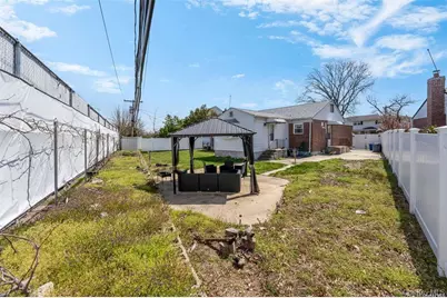 74 Caroline Avenue, Elmont, NY 11003 - Photo 17