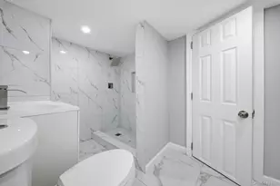 50 Bittermint St, Islip, NY 11751 - Photo 21
