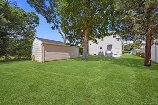 50 Bittermint St, Islip, NY 11751 - Photo 5