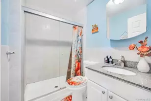 103-14 Rockaway Beach Blvd, Rockaway Park, NY 11694 - Photo 11