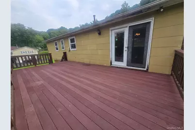 882 Stockton Road, Valley Cottage, NY 10989 - Photo 11