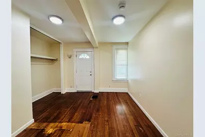 57 Smith Street, Poughkeepsie, NY 12601 - Photo 15